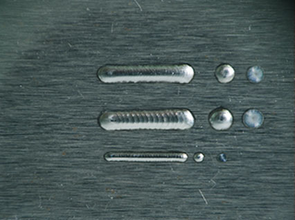 <a href='//lhdt.com.cn/product/3.htm' class='text_a'>模具激光焊機</a>修復鏡面模具效果